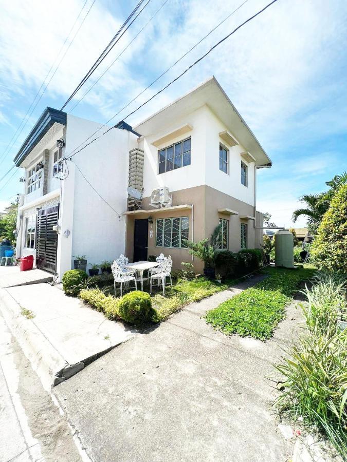 Beach Resorts Walking Distance To The Town House Davao City Exteriér fotografie