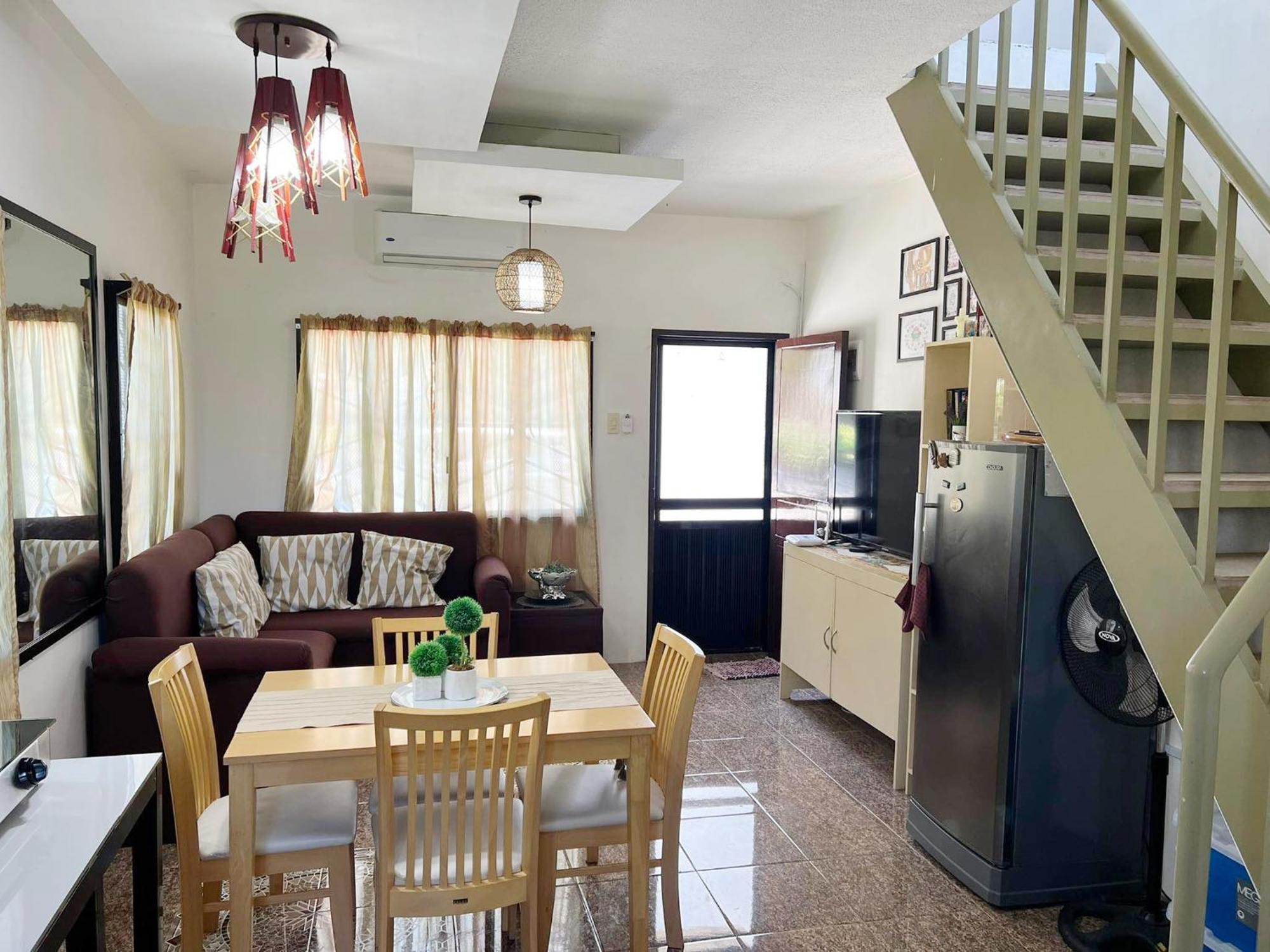 Beach Resorts Walking Distance To The Town House Davao City Exteriér fotografie